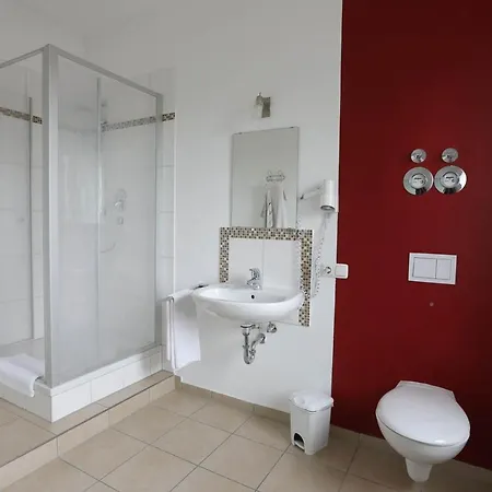 Leonardo Casa de hóspedes 3*