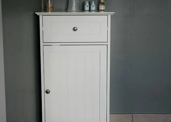 Leonardo Πανσιόν