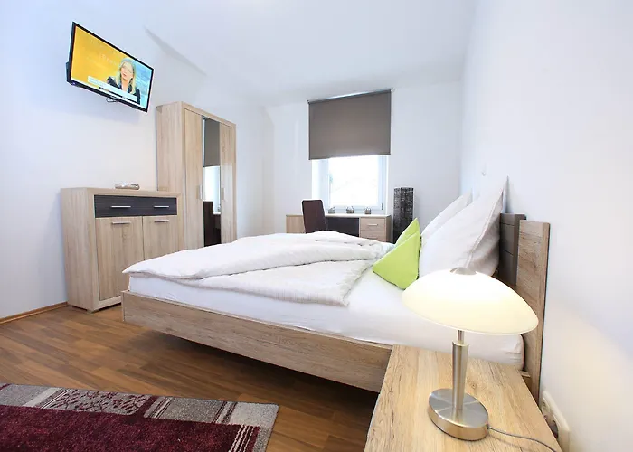 Leonardo Πανσιόν Aidenbach